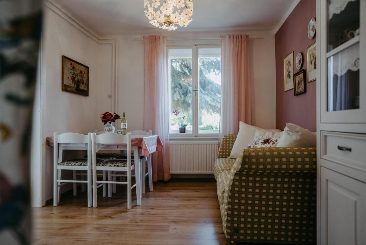 Das Kleine Haus Breitenbrunn am Neusiedler See Exterior foto